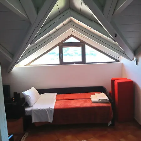 Elikonio 3* Agia Anna (Central Greece)